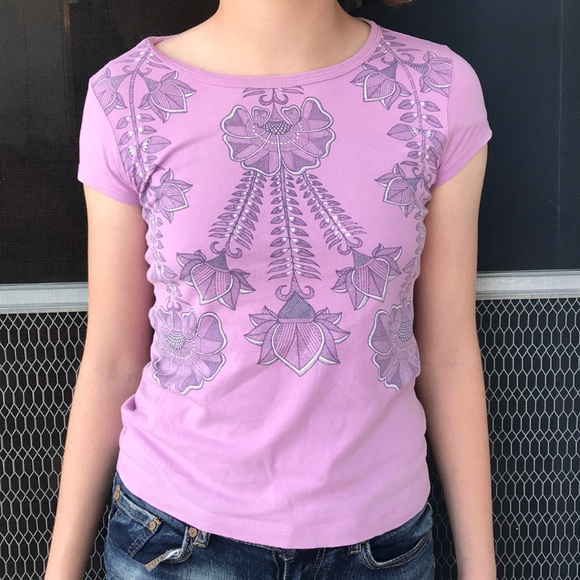 Lavender with grey and white flower details. - Picture 3 of 3